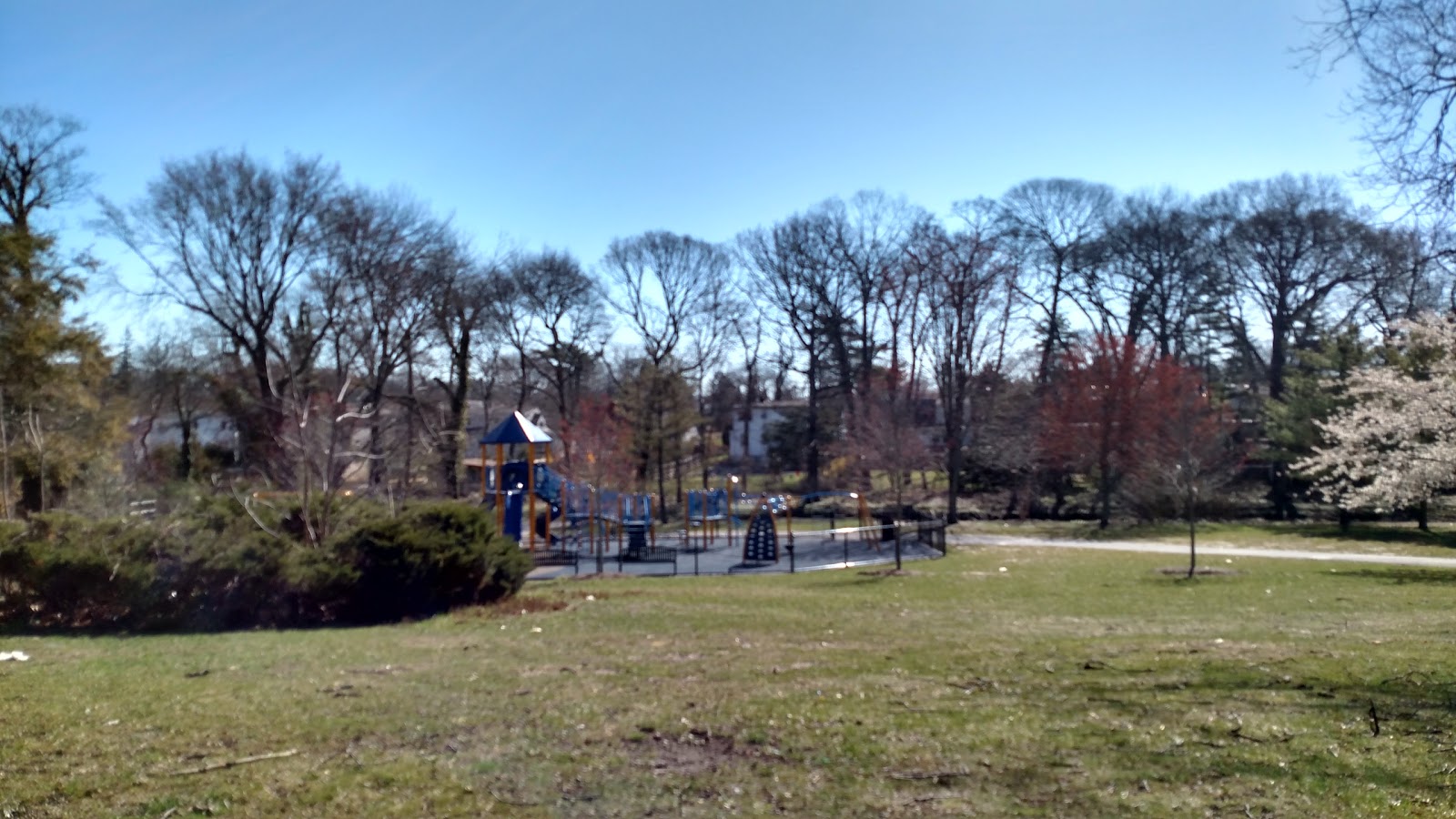 Photo of Halls Pond Park in West Hempstead City, New York, United States - 2 Picture of Point of interest, Establishment, Park
