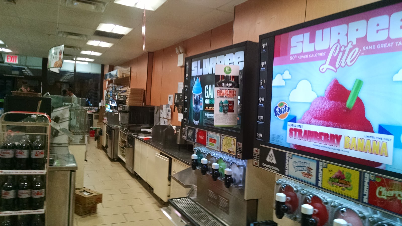 Photo of 7-Eleven in New York City, New York, United States - 1 Picture of Restaurant, Food, Point of interest, Establishment, Store, Cafe, Convenience store