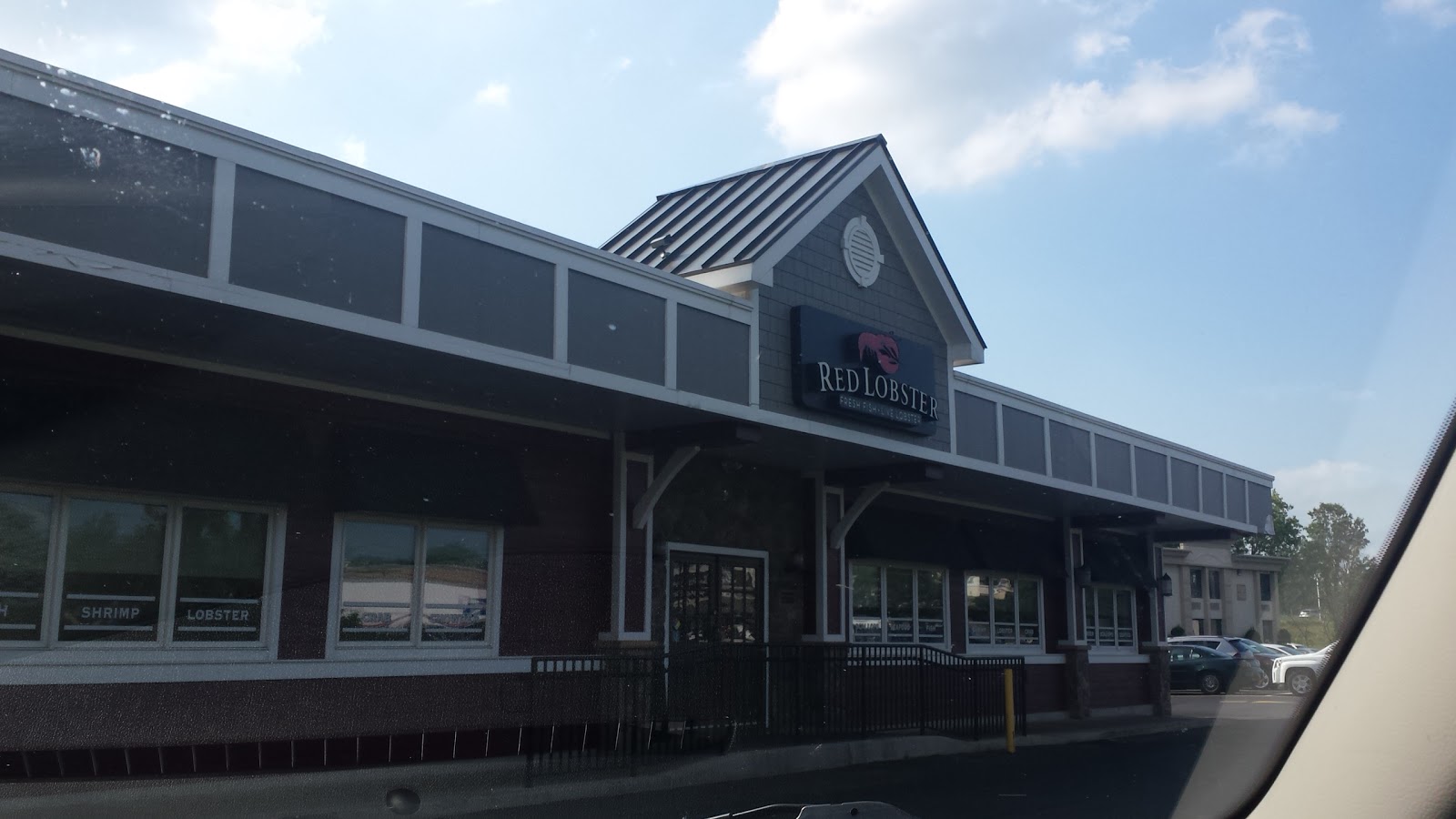 Photo of Red Lobster in Paramus City, New Jersey, United States - 2 Picture of Restaurant, Food, Point of interest, Establishment, Meal takeaway