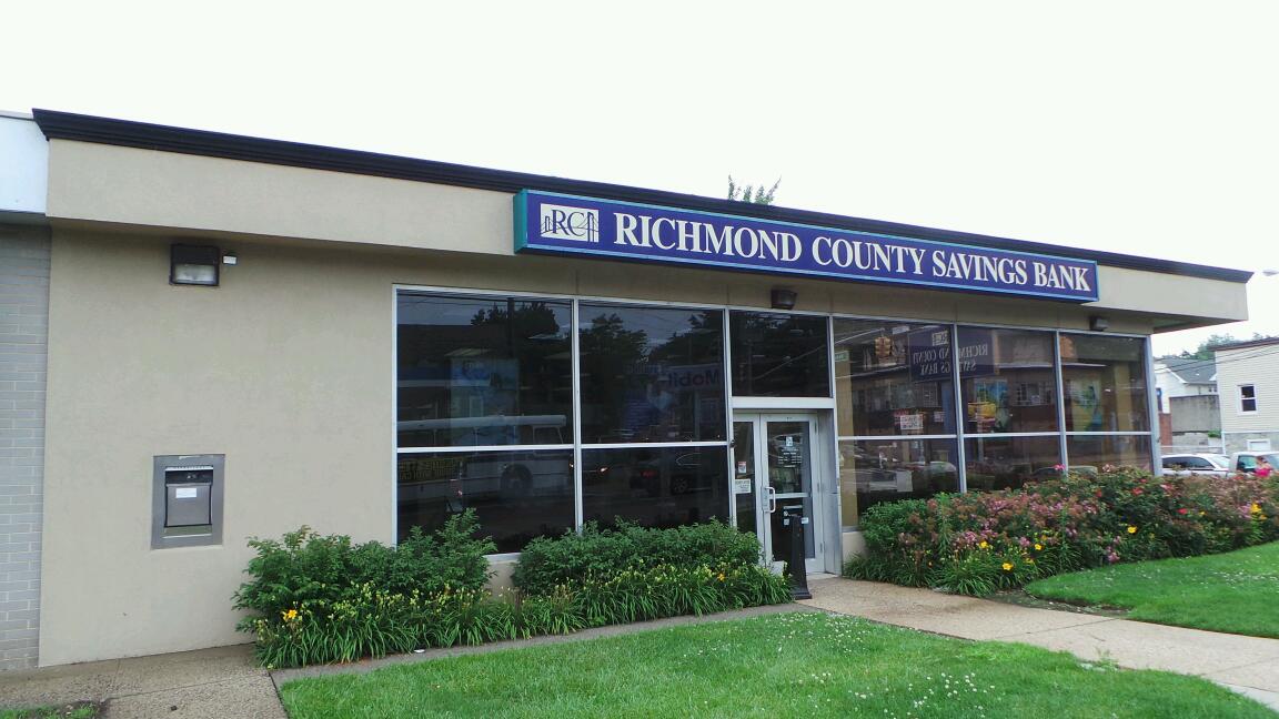 Photo of Richmond County Savings Bank in Staten Island City, New York, United States - 1 Picture of Point of interest, Establishment, Finance, Atm, Bank