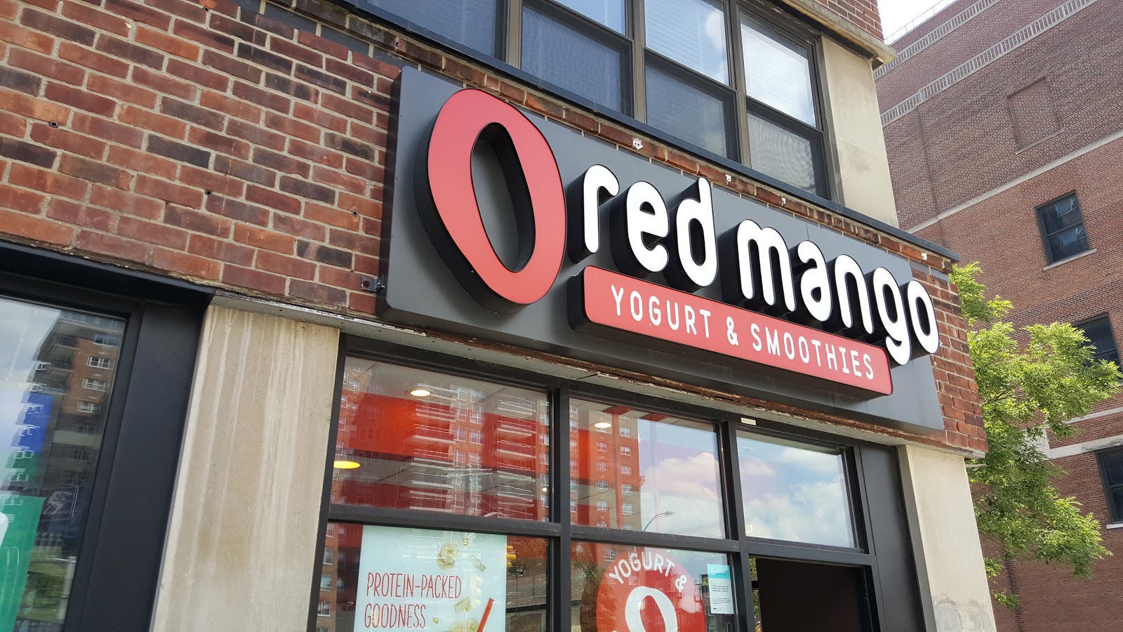 Photo of Red Mango in Queens City, New York, United States - 1 Picture of Food, Point of interest, Establishment, Store