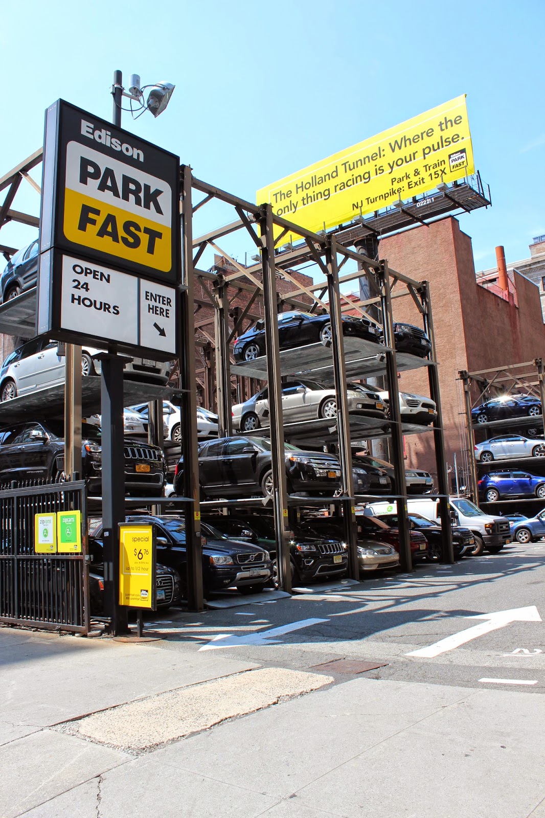 Photo of Edison ParkFast in New York City, New York, United States - 1 Picture of Point of interest, Establishment, Parking