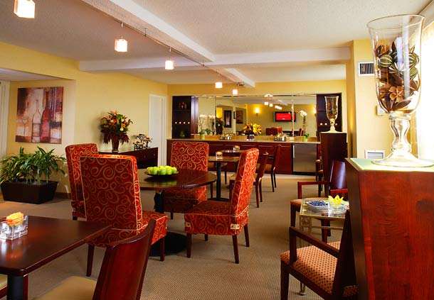 Photo of New York LaGuardia Airport Marriott in East Elmhurst City, New York, United States - 1 Picture of Restaurant, Food, Point of interest, Establishment, Lodging