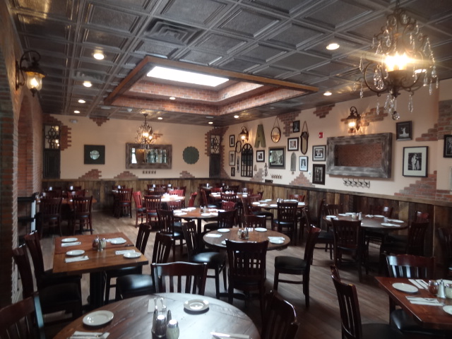 Photo of Angeloni's @ the Woodridge Inn in Wood-Ridge City, New Jersey, United States - 1 Picture of Restaurant, Food, Point of interest, Establishment, Bar