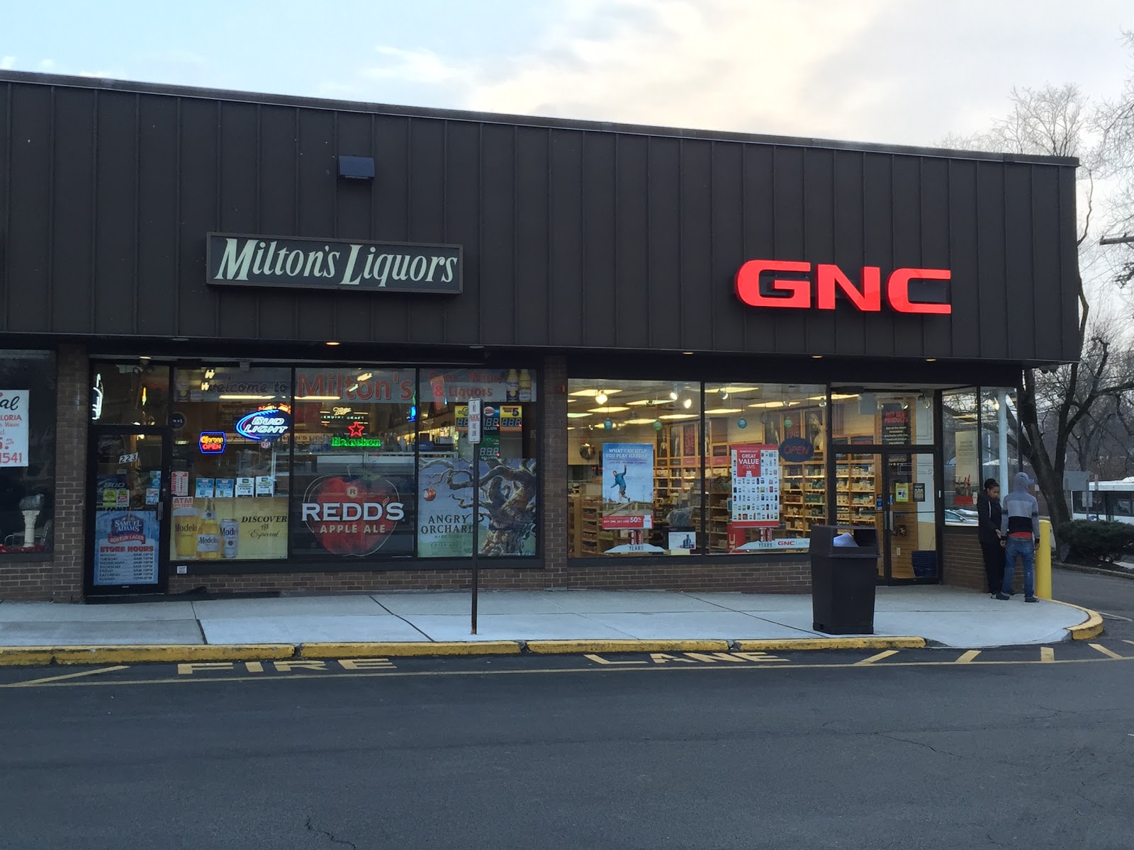 Photo of Milton's Wine & Liquors in Springfield Township City, New Jersey, United States - 6 Picture of Food, Point of interest, Establishment, Store, Liquor store