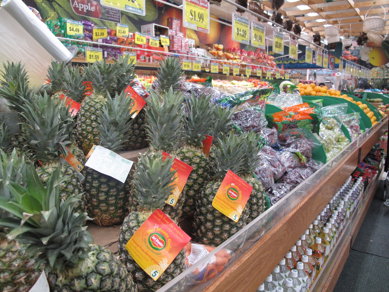 Photo of Food Bazaar Supermarket in Bronx City, New York, United States - 5 Picture of Food, Point of interest, Establishment, Store, Grocery or supermarket, Bakery