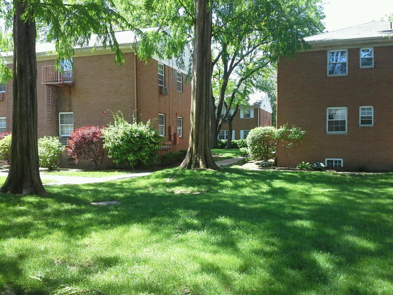 Photo of Park Lane Garden Apartments in Little Falls City, New Jersey, United States - 1 Picture of Point of interest, Establishment