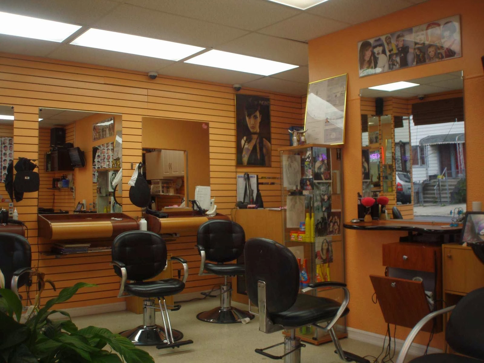 Photo of Susan Hair Salon in Queens City, New York, United States - 1 Picture of Point of interest, Establishment, Beauty salon, Hair care