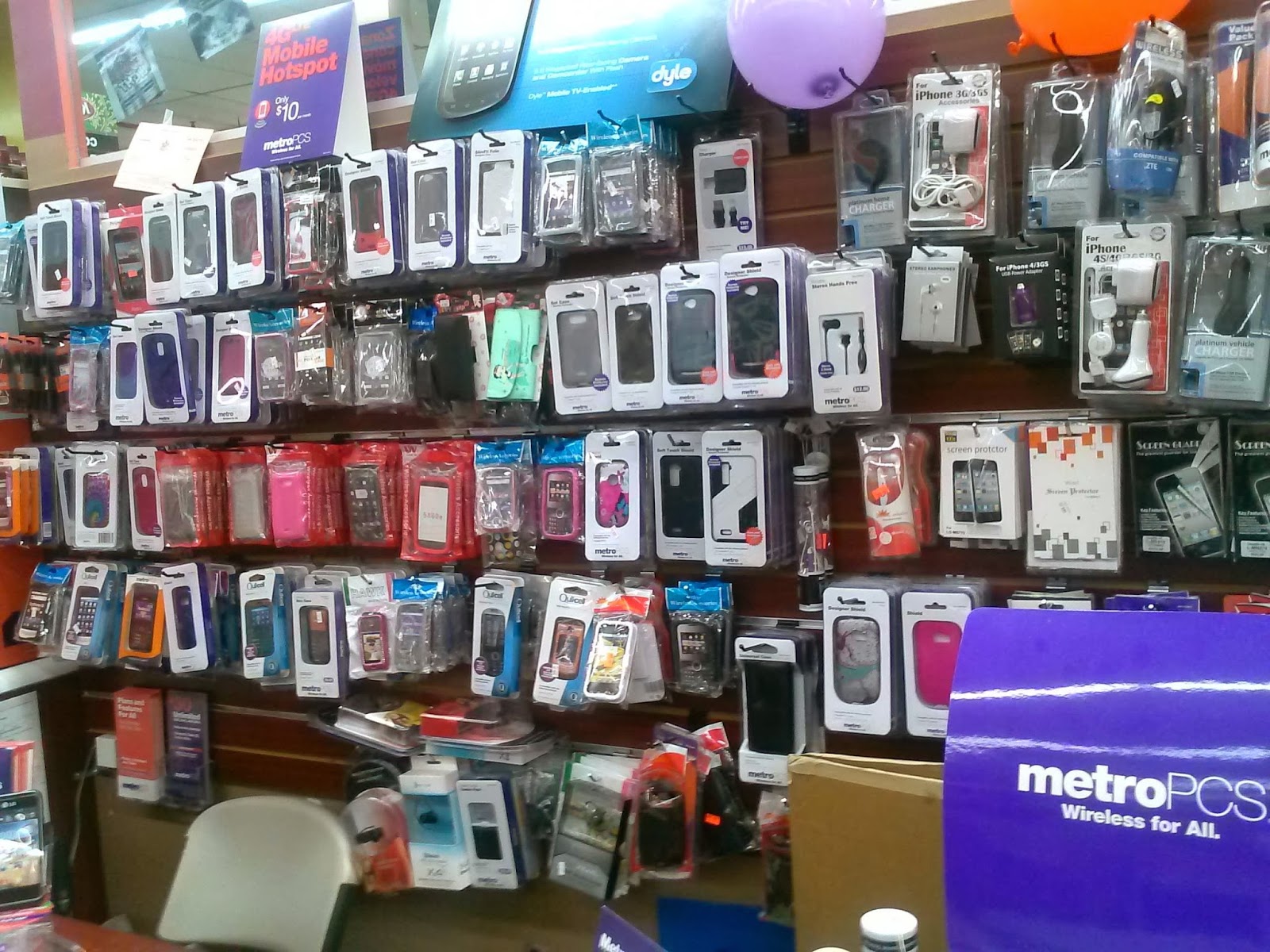 Photo of MetroPCS Authorized Dealer in Jamaica City, New York, United States - 2 Picture of Point of interest, Establishment, Store