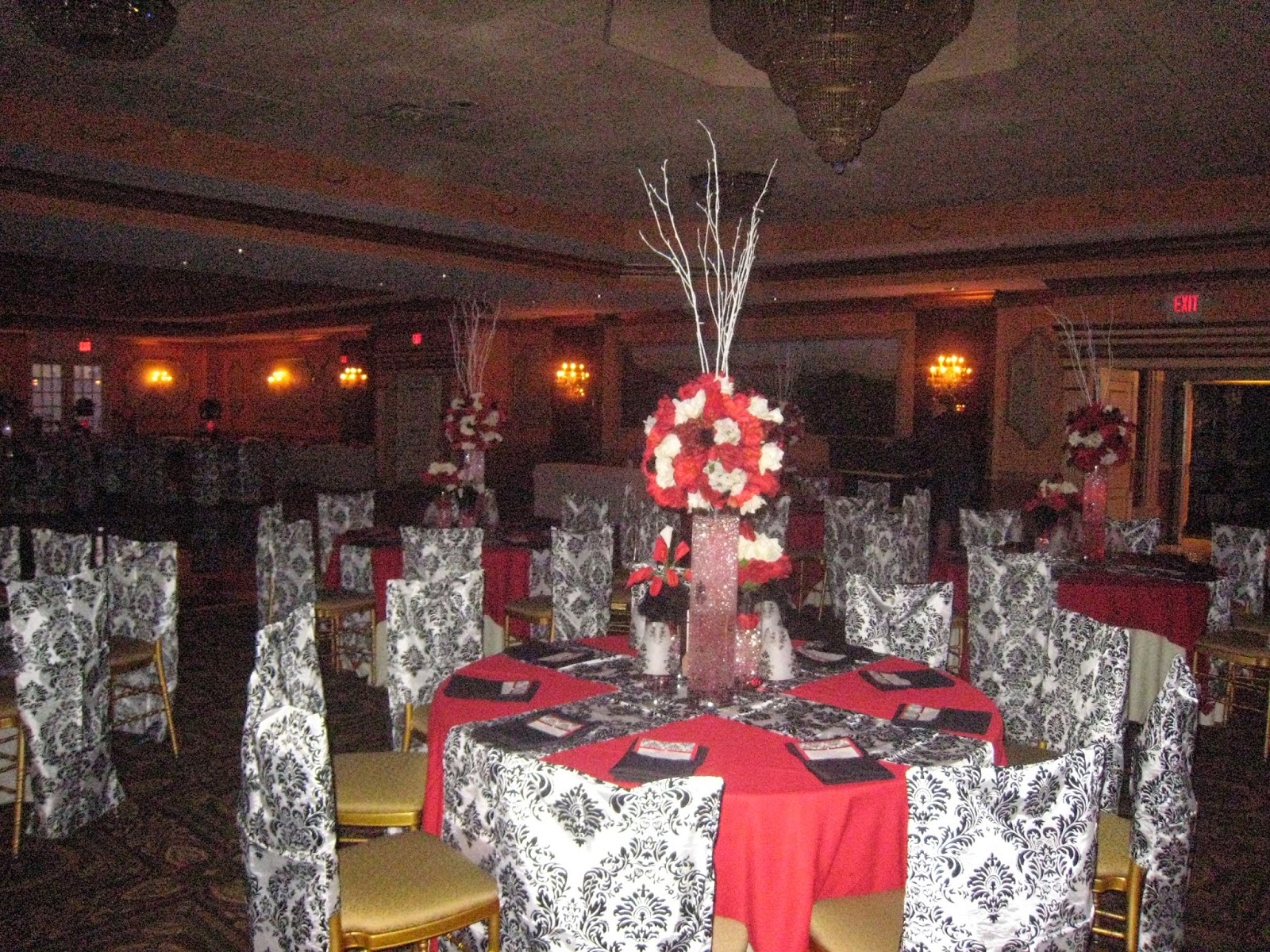 Photo of La Reggia Restaurant & Banquets in Secaucus City, New Jersey, United States - 8 Picture of Restaurant, Food, Point of interest, Establishment, Bar, Night club