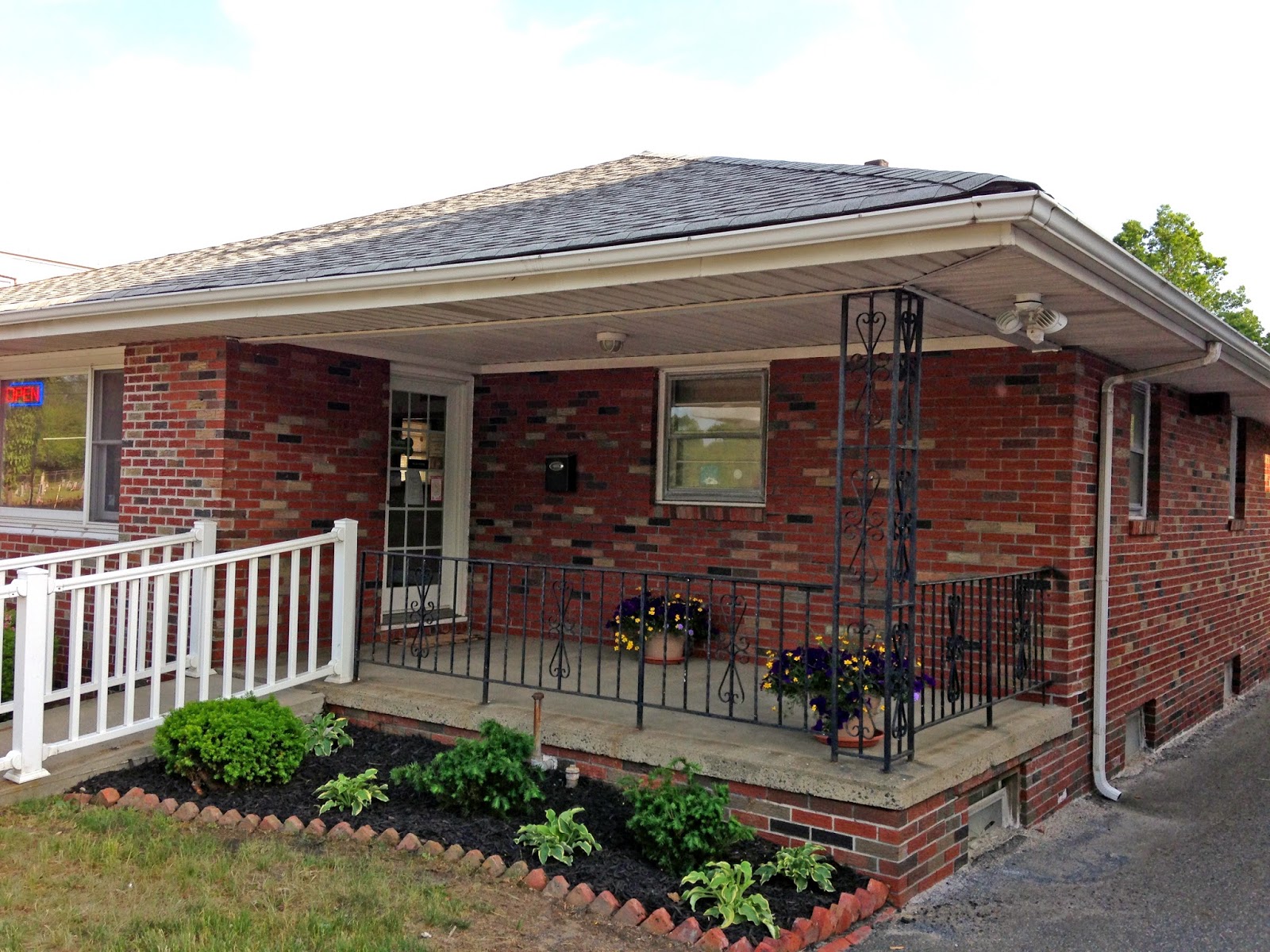 Photo of Hopelawn Animal Clinic in Fords City, New Jersey, United States - 1 Picture of Point of interest, Establishment, Veterinary care