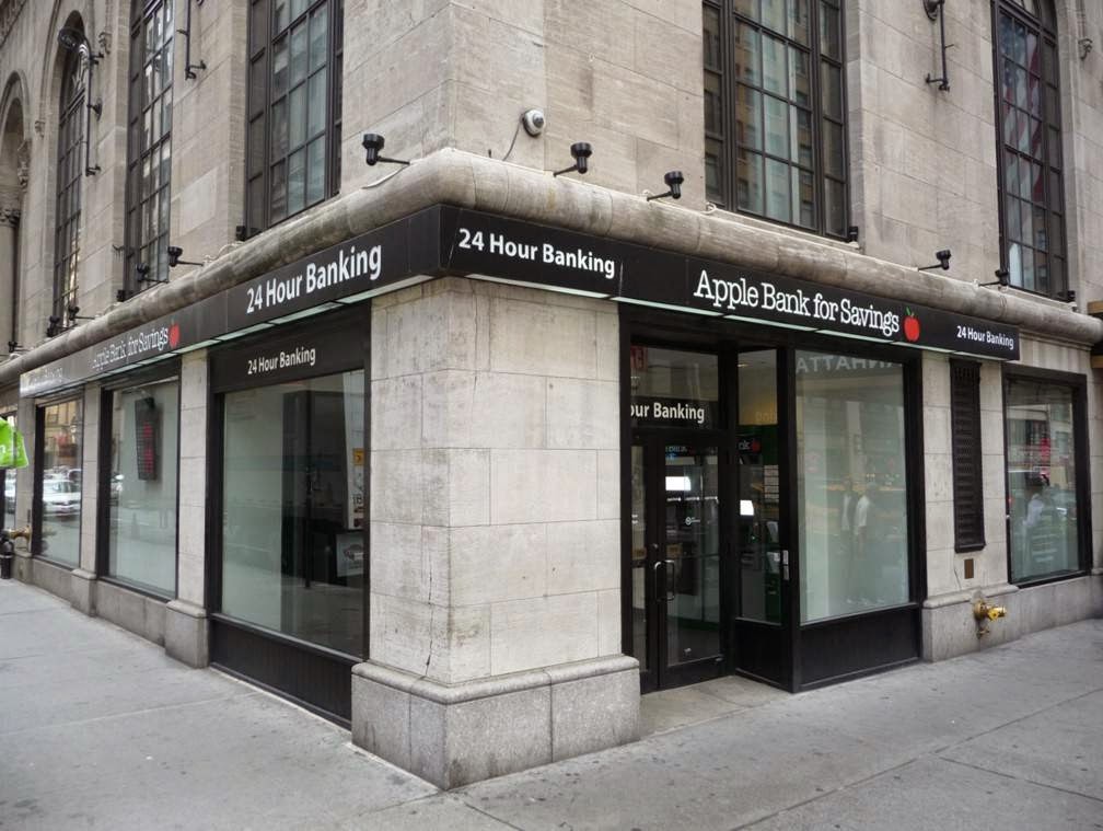 Photo of Apple Bank in New York City, New York, United States - 1 Picture of Point of interest, Establishment, Finance, Bank