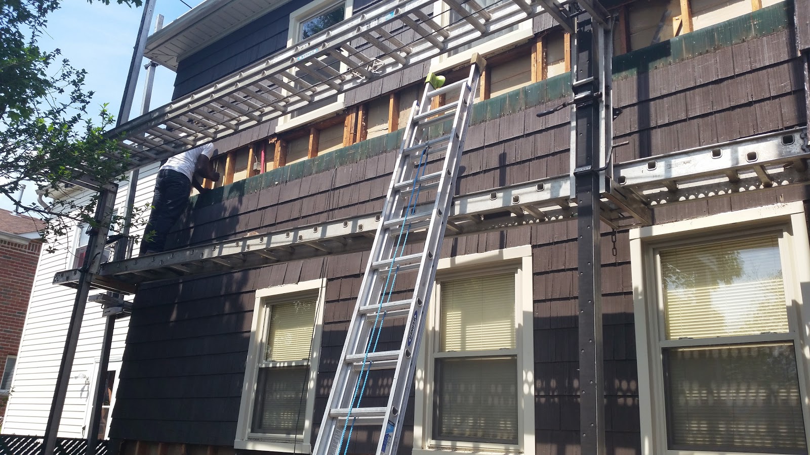 Photo of GSE Contracting Services - Home Improvement - Roofing - Siding - Spray Foam in Staten Island City, New York, United States - 1 Picture of Point of interest, Establishment, Store, Home goods store, General contractor, Roofing contractor
