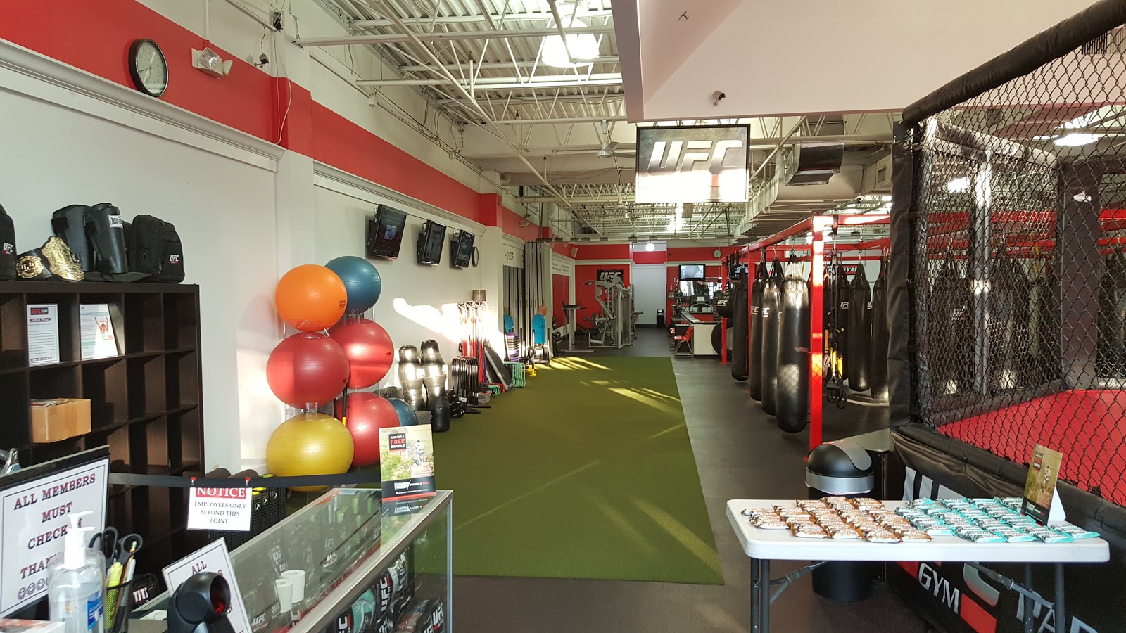 Photo of UFC Gym Paramus in Paramus City, New Jersey, United States - 6 Picture of Point of interest, Establishment, Health, Gym