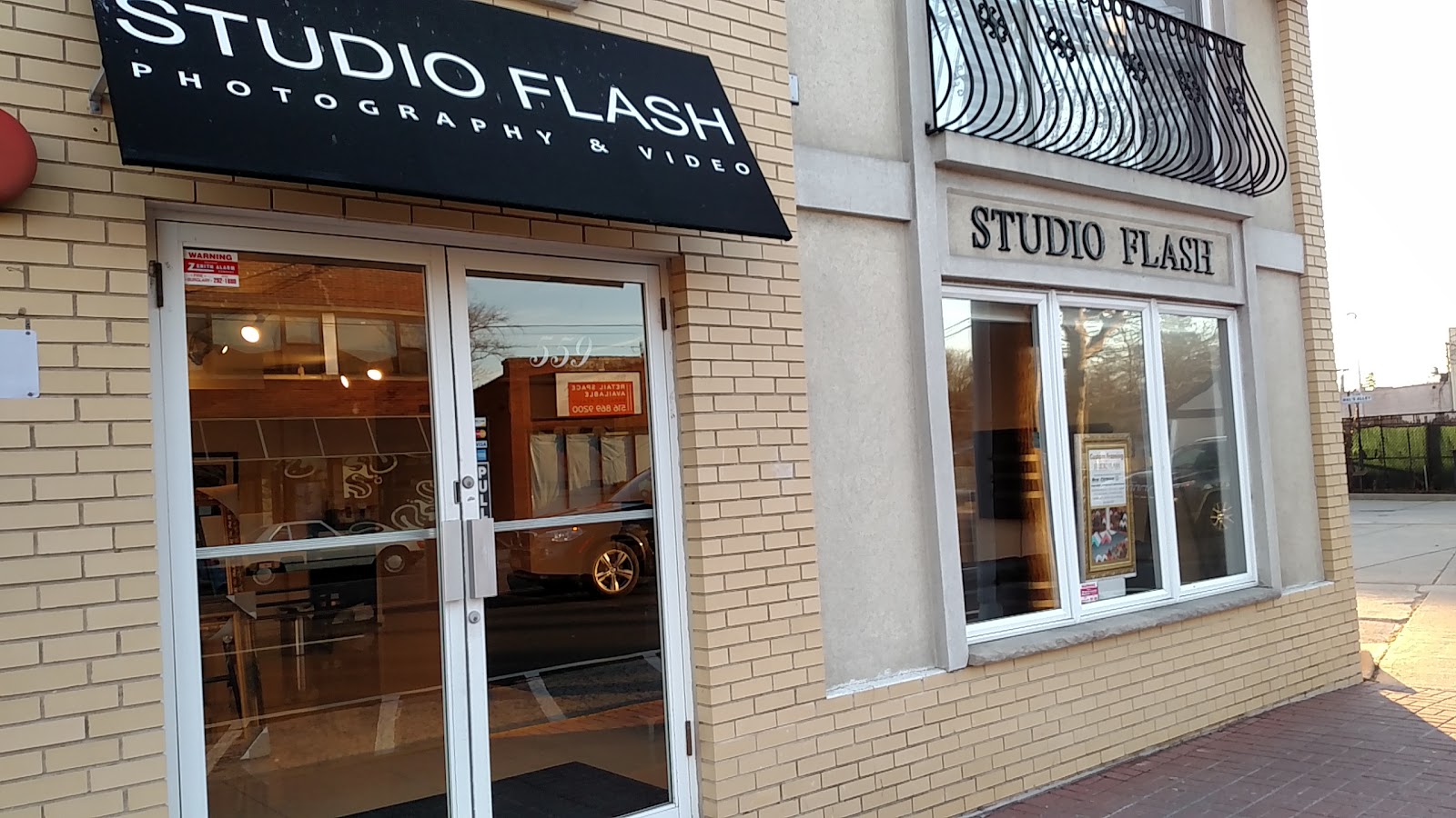 Photo of Studio Flash Inc in Great Neck City, New York, United States - 1 Picture of Point of interest, Establishment