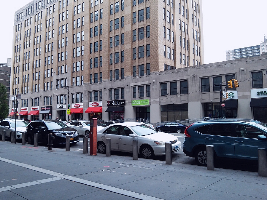 Photo of Walgreens in Bronx City, New York, United States - 1 Picture of Food, Point of interest, Establishment, Store, Health, Convenience store, Home goods store, Clothing store, Electronics store