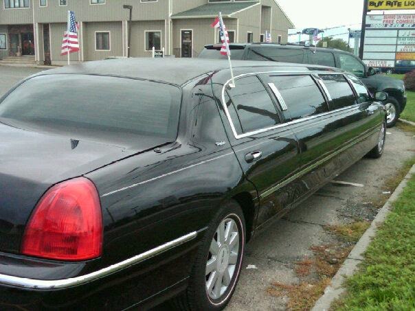 Photo of Black Taxi Limousine in Keyport City, New Jersey, United States - 2 Picture of Point of interest, Establishment