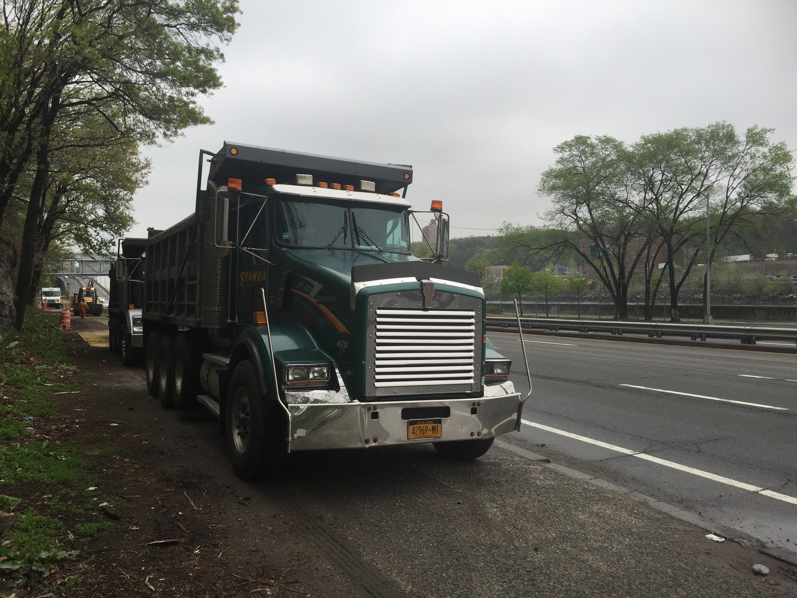 Photo of Stanza trucking Corp. in Queens City, New York, United States - 1 Picture of Point of interest, Establishment, Moving company