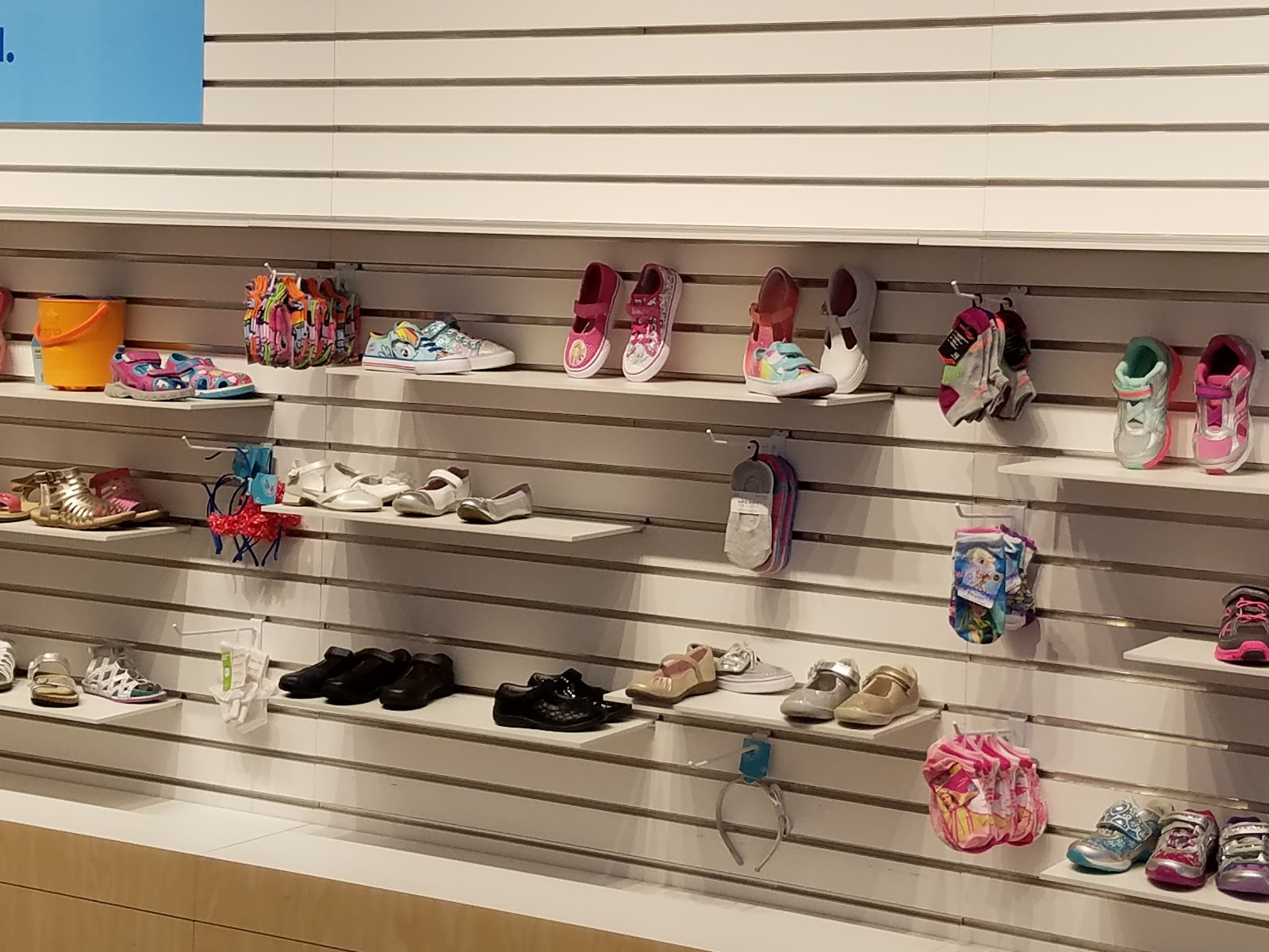Photo of Stride Rite in Garden City, New York, United States - 3 Picture of Point of interest, Establishment, Store, Clothing store, Shoe store