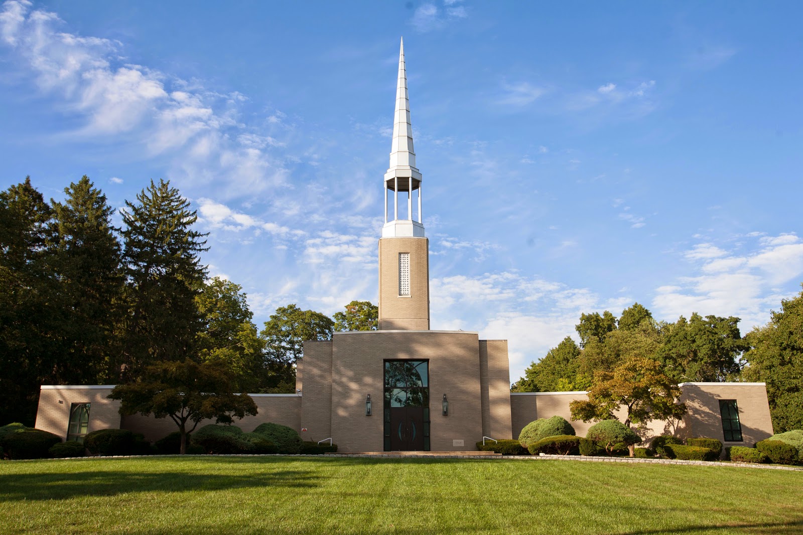 Photo of World Mission Society Church of God in Ridgewood City, New Jersey, United States - 2 Picture of Point of interest, Establishment, Church, Place of worship