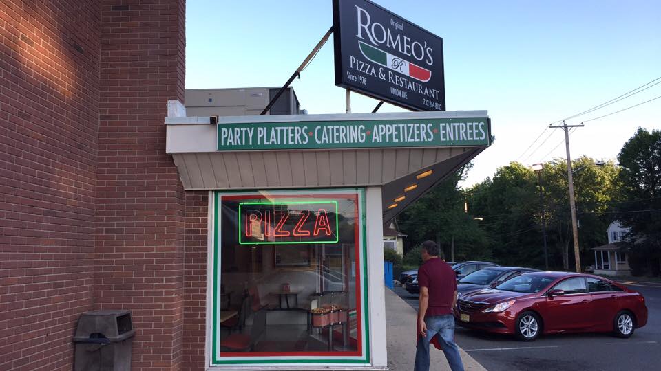 Photo of Romeo's Pizza HAZLET in Hazlet City, New Jersey, United States - 3 Picture of Restaurant, Food, Point of interest, Establishment