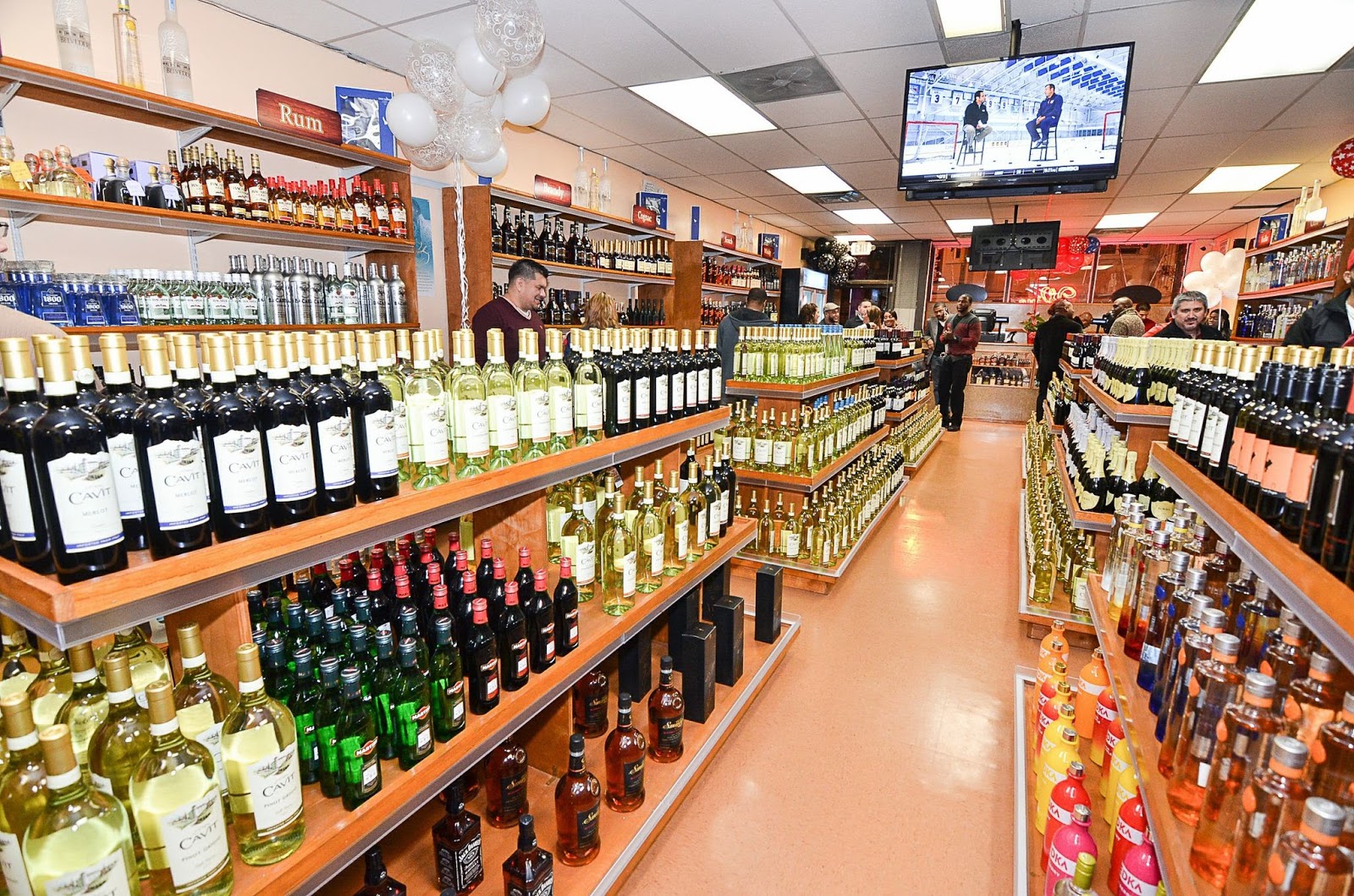 Photo of Red Rose Wine & Liquor in Baldwin City, New York, United States - 1 Picture of Food, Point of interest, Establishment, Store, Liquor store