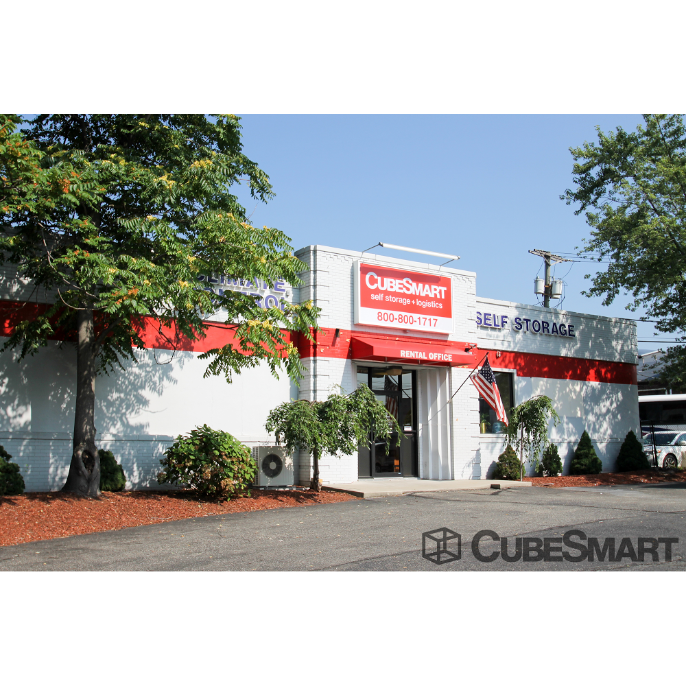 Photo of CubeSmart Self Storage in Fairview City, New Jersey, United States - 8 Picture of Point of interest, Establishment, Store, Moving company, Storage
