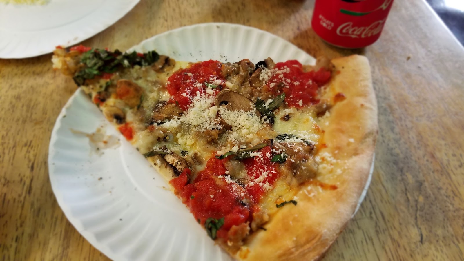 Photo of Bella Vita Pizzeria in New York City, New York, United States - 3 Picture of Restaurant, Food, Point of interest, Establishment