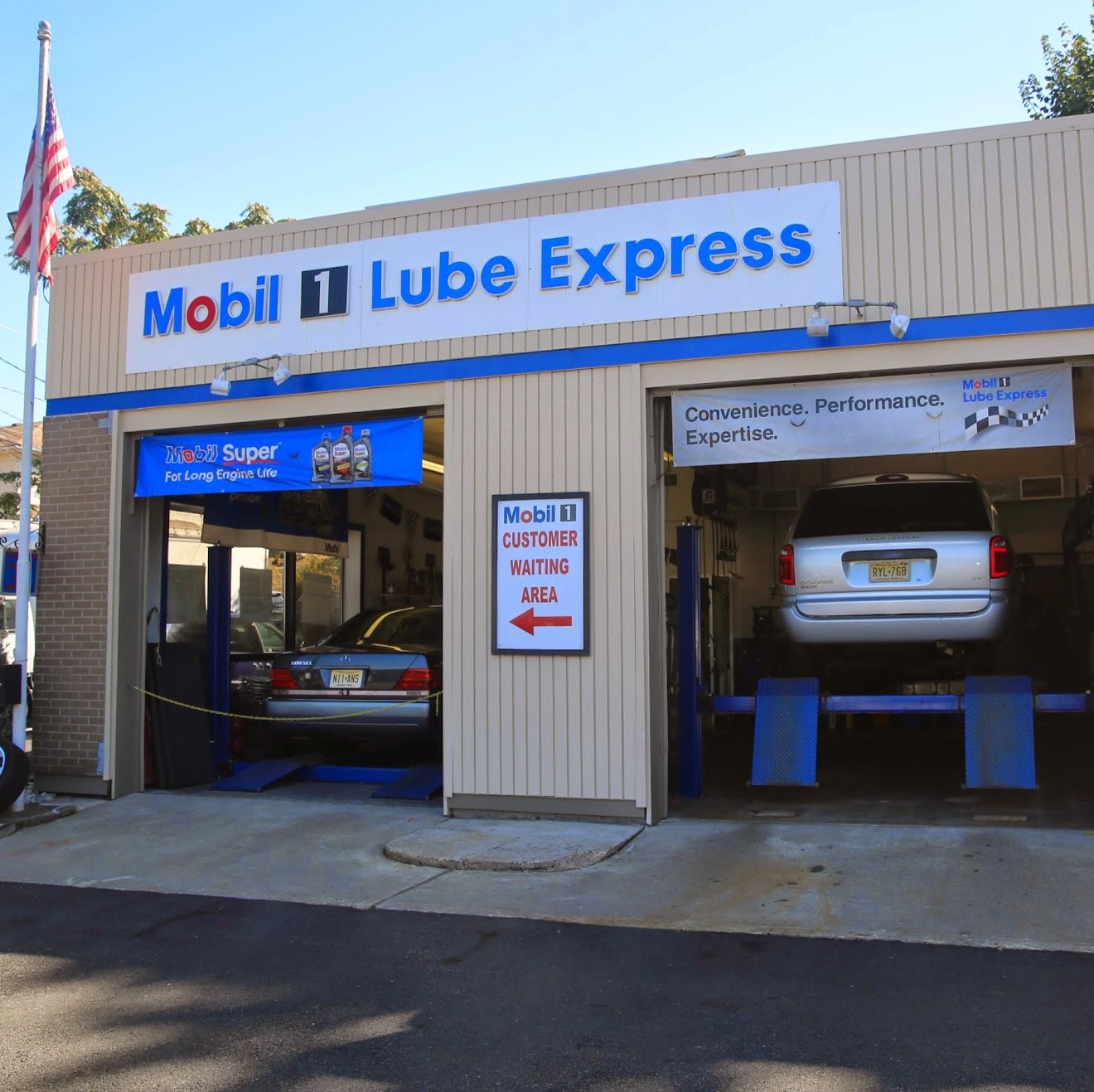 Photo of Mobil 1 Lube Express in Lyndhurst City, New Jersey, United States - 1 Picture of Point of interest, Establishment, Car repair