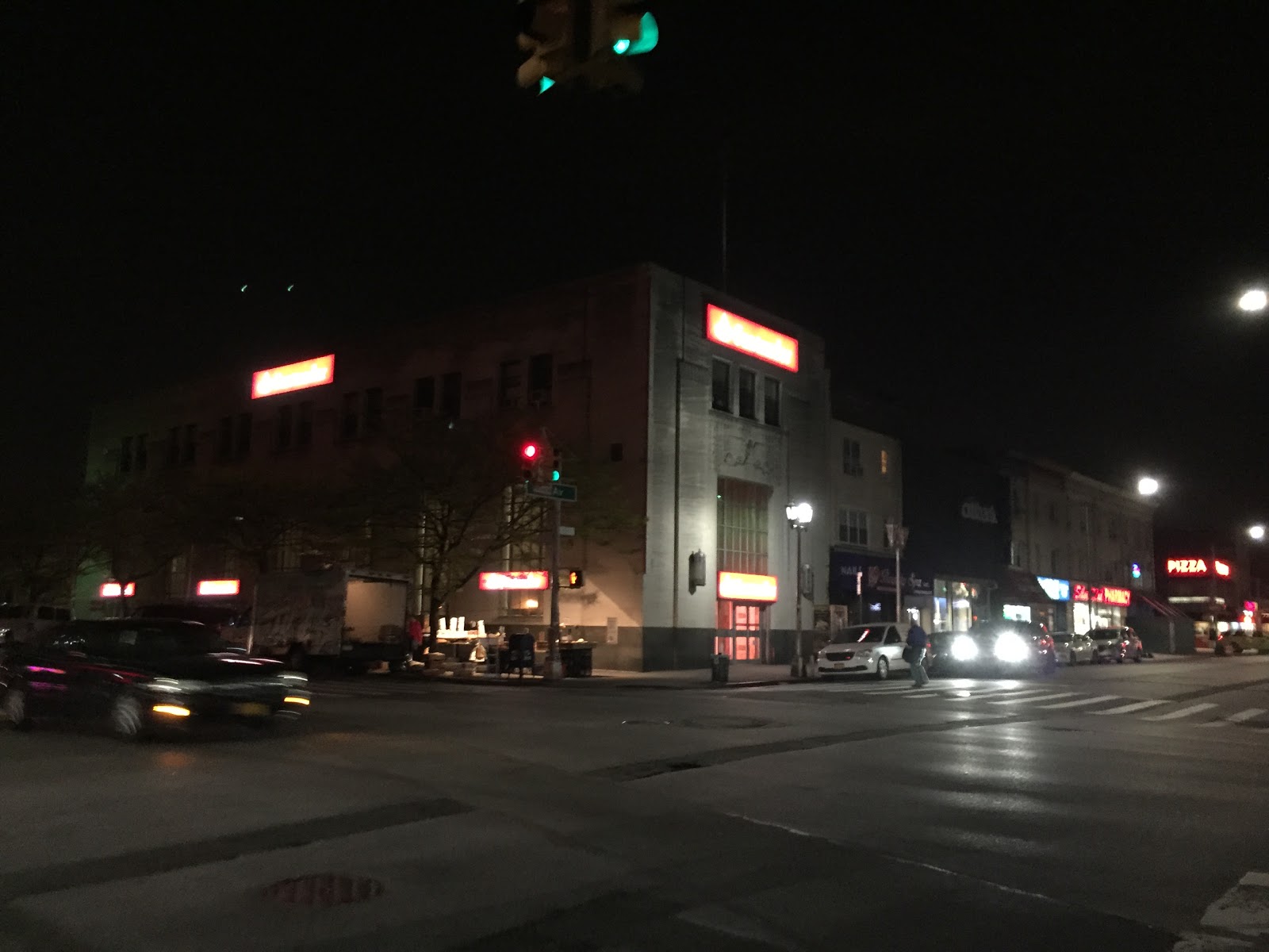 Photo of Santander Bank in Kings County City, New York, United States - 3 Picture of Point of interest, Establishment, Finance, Atm, Bank