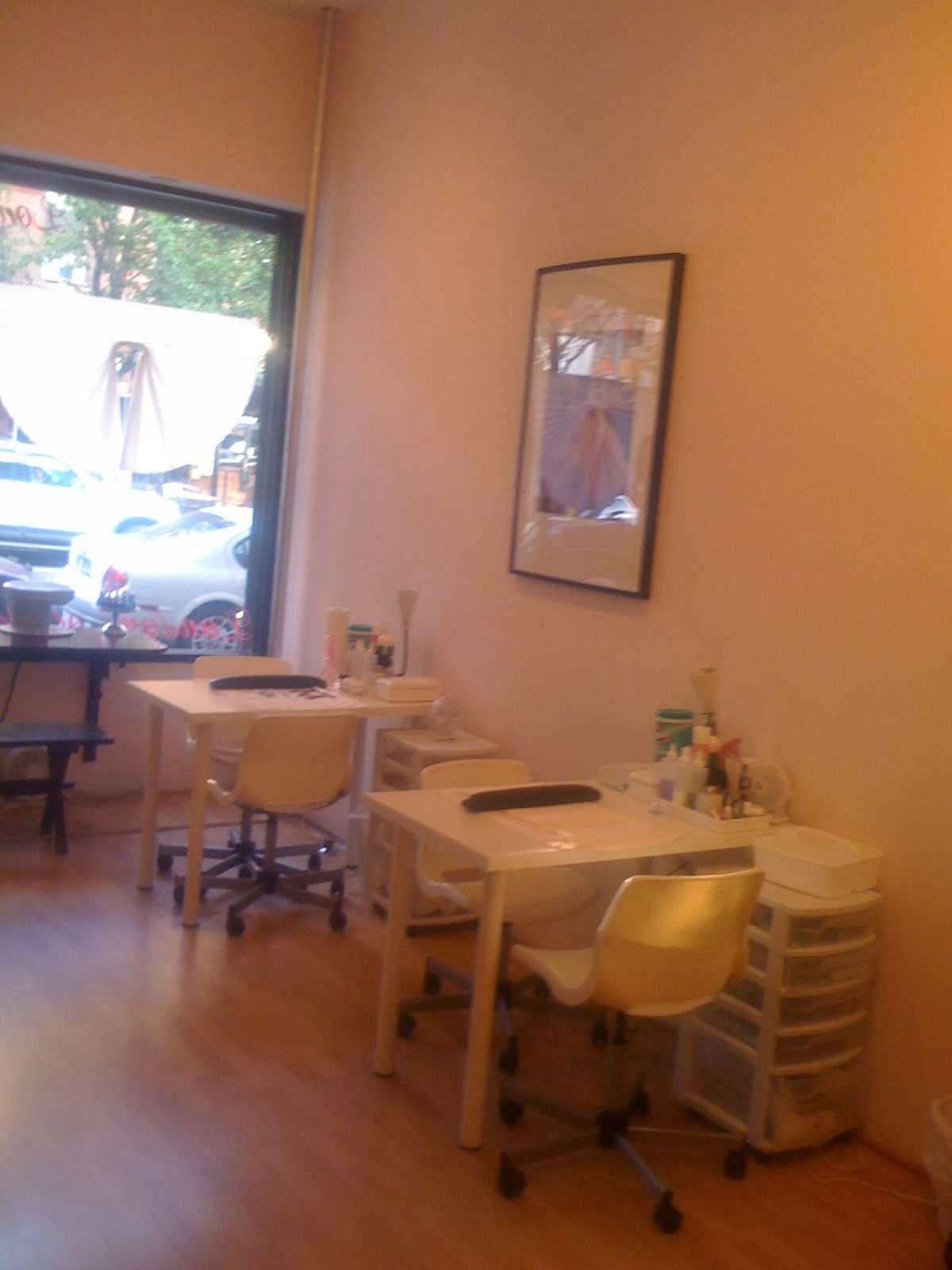 Photo of London's of New York Nail Bar in Brooklyn City, New York, United States - 3 Picture of Point of interest, Establishment, Beauty salon, Hair care