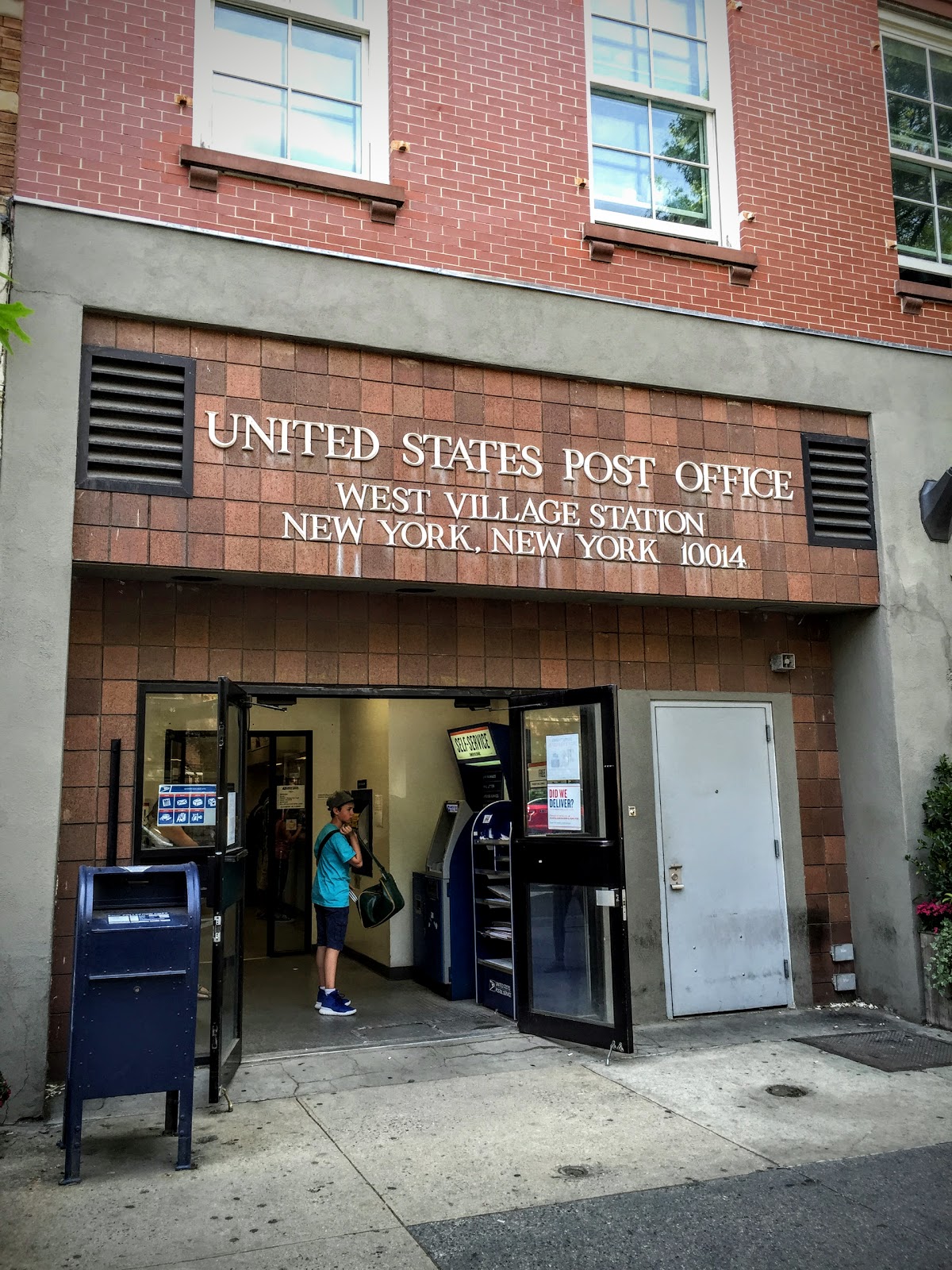 Photo of US Post Office in New York City, New York, United States - 1 Picture of Point of interest, Establishment, Finance, Post office