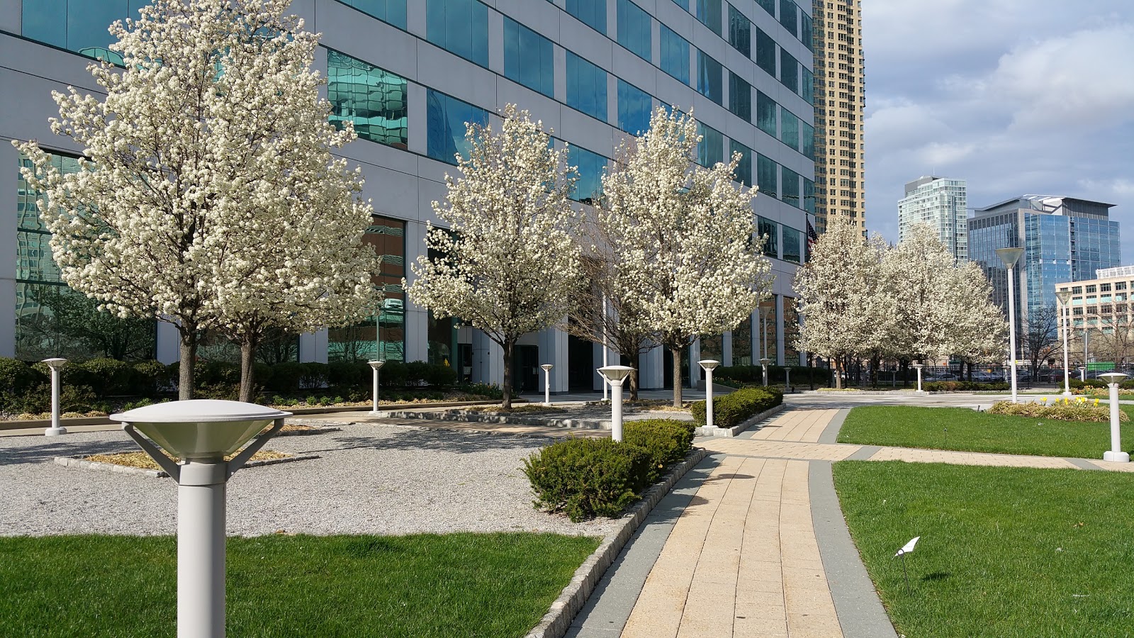 Photo of One Evertrust Plaza in Jersey City, New Jersey, United States - 1 Picture of Point of interest, Establishment, Finance