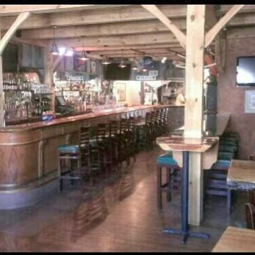 Photo of Boathouse Pub in Belleville City, New Jersey, United States - 1 Picture of Restaurant, Food, Point of interest, Establishment, Bar