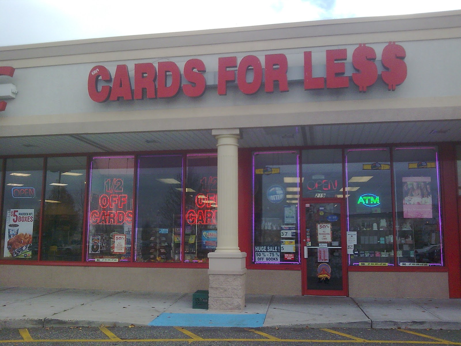 Photo of Cards For Less Valley Stream in Valley Stream City, New York, United States - 5 Picture of Point of interest, Establishment, Store, Home goods store
