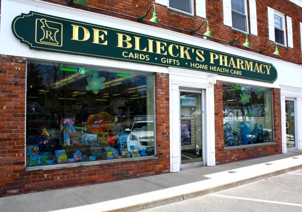 Photo of De Blieck's Pharmacy in North Haledon City, New Jersey, United States - 1 Picture of Point of interest, Establishment, Store, Health, Pharmacy