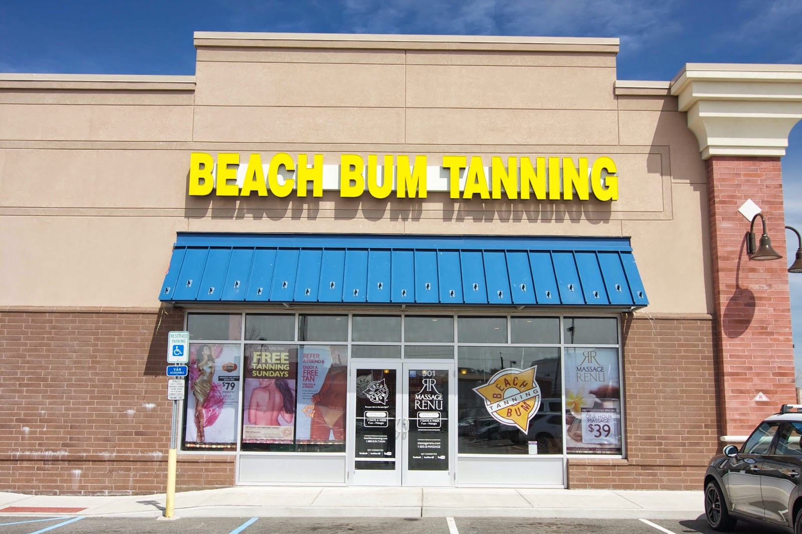 Photo of Beach Bum Tanning & Airbrush Salon in Bayonne City, New Jersey, United States - 1 Picture of Point of interest, Establishment