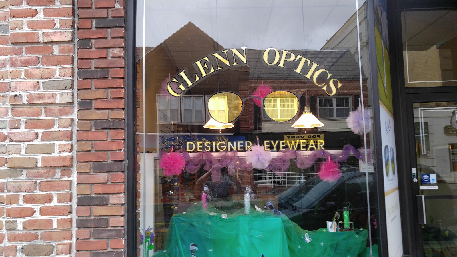 Photo of Glenn Optics LLC in Glen Cove City, New York, United States - 2 Picture of Point of interest, Establishment, Store, Health