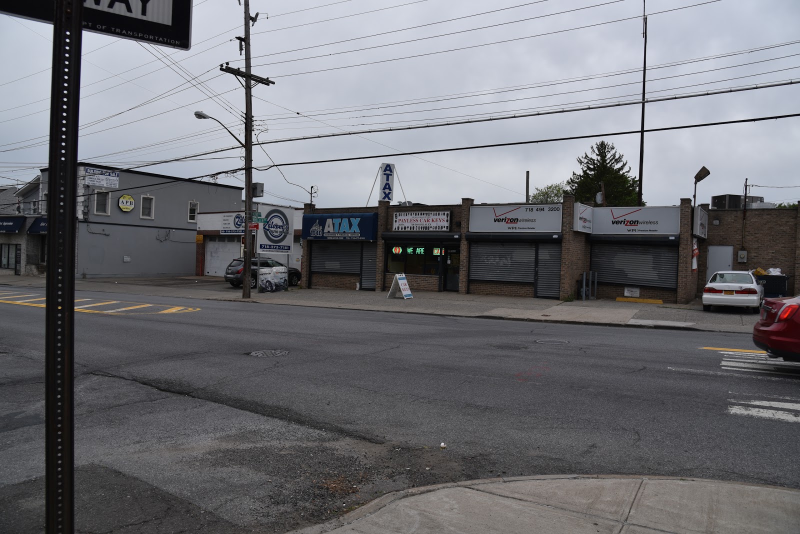 Photo of PAYLESS CAR KEYS in Richmond City, New York, United States - 3 Picture of Point of interest, Establishment, Store, Hardware store, Locksmith