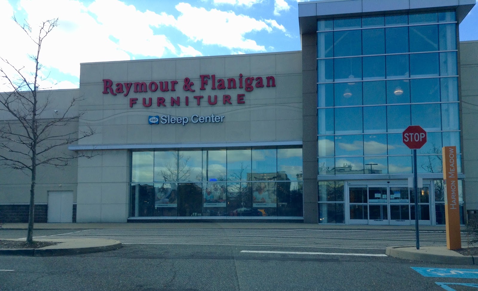 Photo of Raymour & Flanigan Furniture Store in Secaucus City, New Jersey, United States - 2 Picture of Point of interest, Establishment, Store, Home goods store, Furniture store