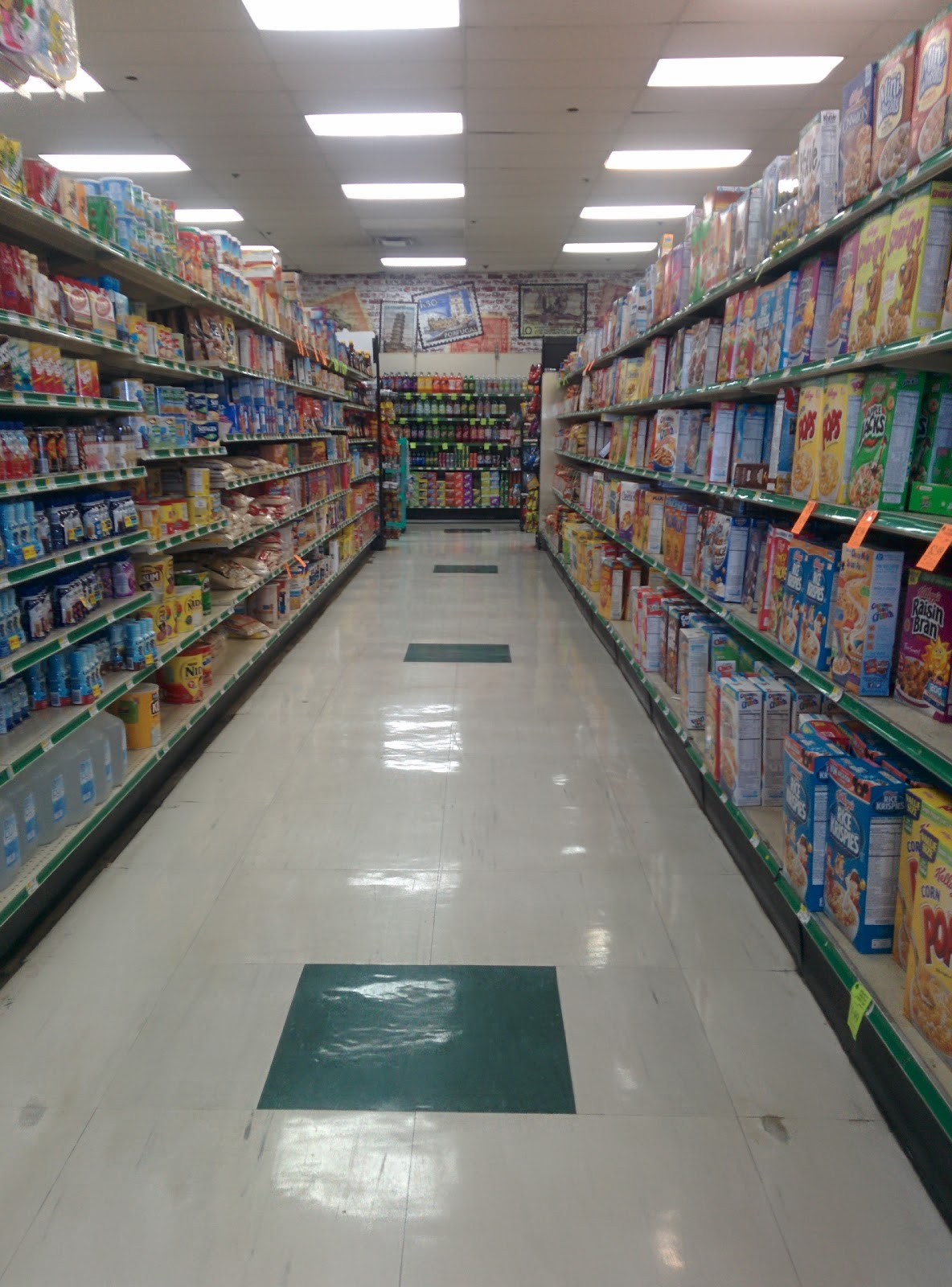 Photo of Twin City Supermarket in Jersey City, New Jersey, United States - 3 Picture of Food, Point of interest, Establishment, Store, Grocery or supermarket