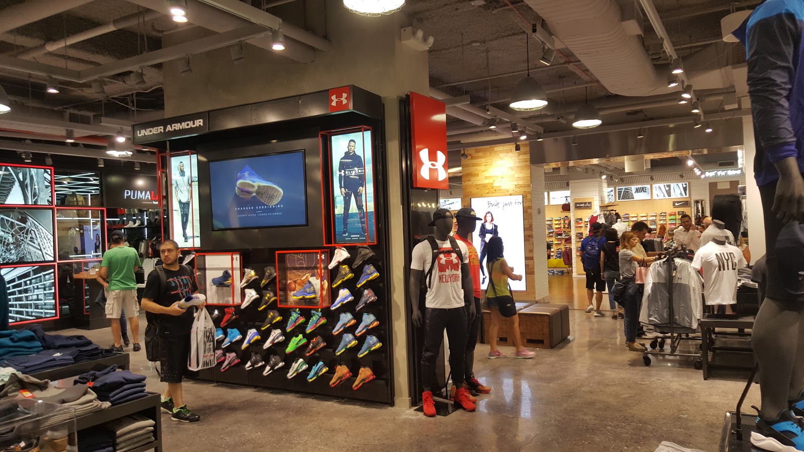 Photo of Foot Locker in New York City, New York, United States - 10 Picture of Point of interest, Establishment, Store, Clothing store, Shoe store