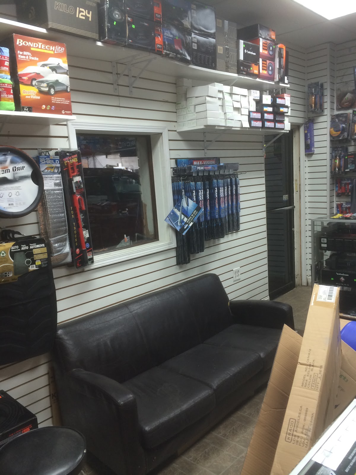 Photo of Highspeedautosound in Bronx City, New York, United States - 3 Picture of Point of interest, Establishment, Store, Car repair