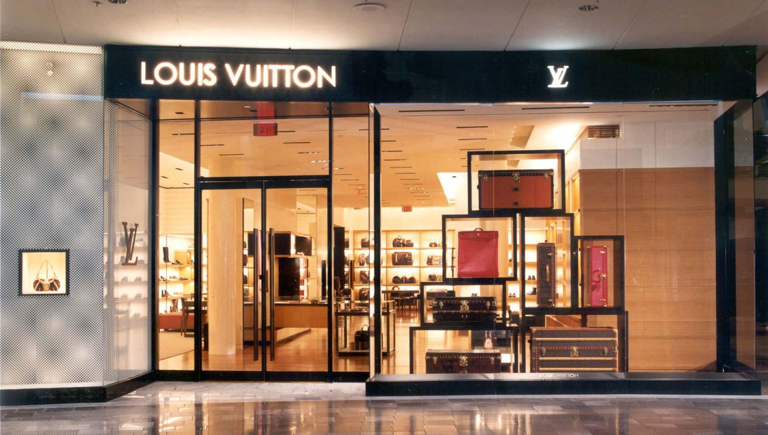 Photo of Louis Vuitton Paramus Garden State Plaza in Paramus City, New Jersey, United States - 1 Picture of Point of interest, Establishment, Store, Shoe store