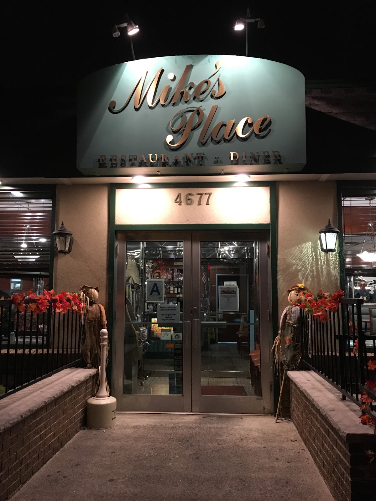 Photo of Mike's Place in Staten Island City, New York, United States - 5 Picture of Restaurant, Food, Point of interest, Establishment