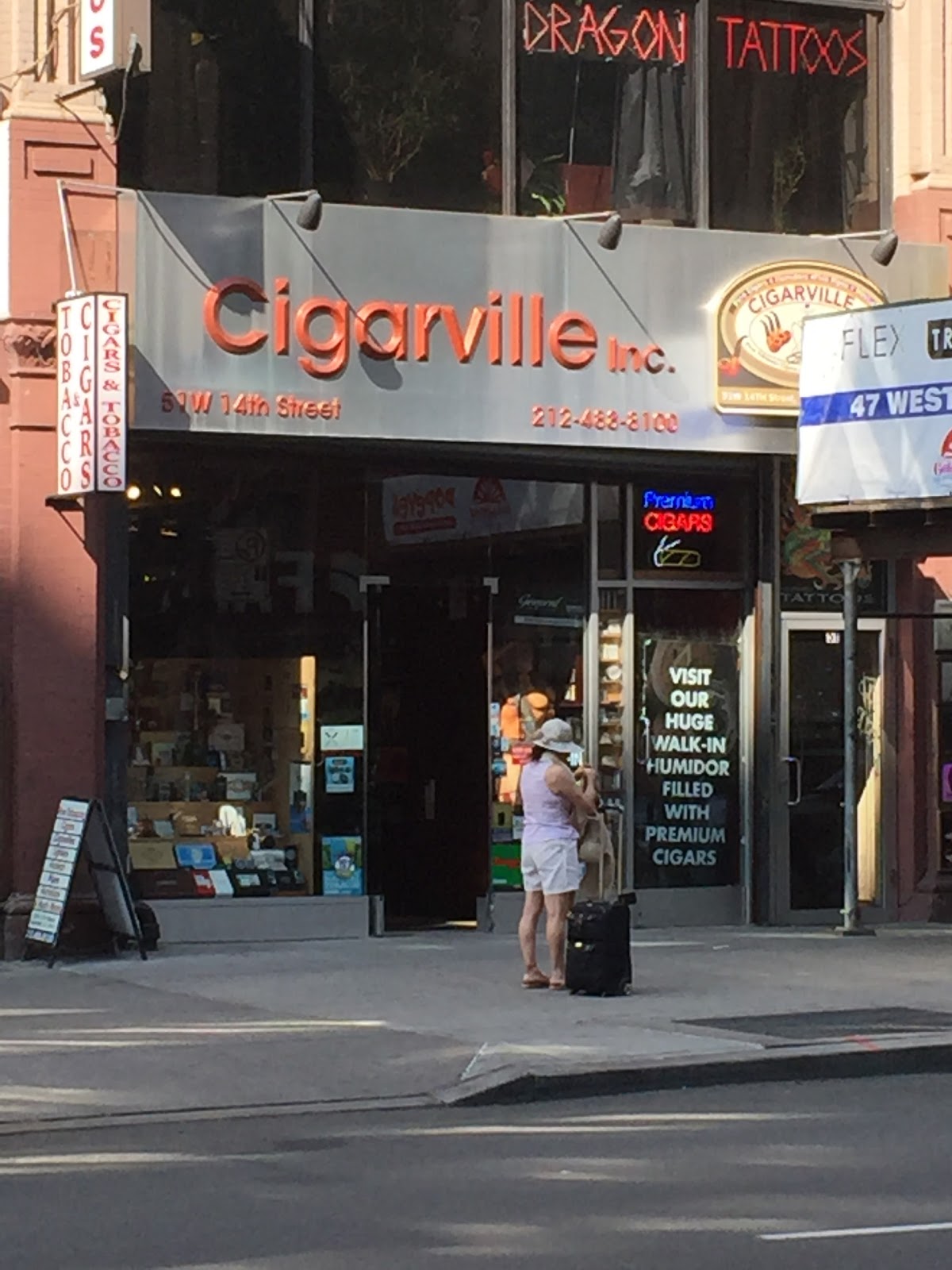 Photo of Cigarville Inc. in New York City, New York, United States - 2 Picture of Point of interest, Establishment, Store