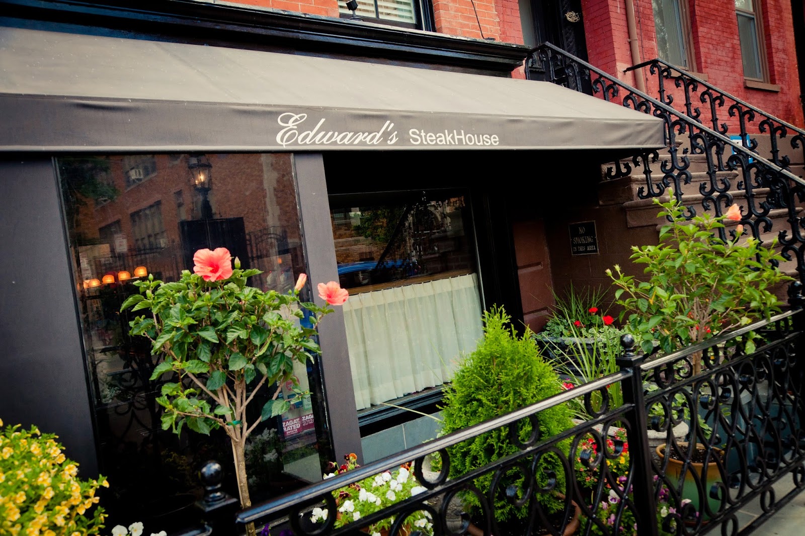 Photo of Edward's Steakhouse in Jersey City, New Jersey, United States - 3 Picture of Restaurant, Food, Point of interest, Establishment, Bar