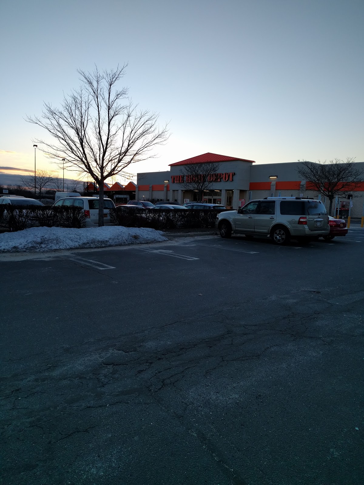 Photo of The Home Depot in Westbury City, New York, United States - 3 Picture of Point of interest, Establishment, Store, Home goods store, Furniture store, Hardware store