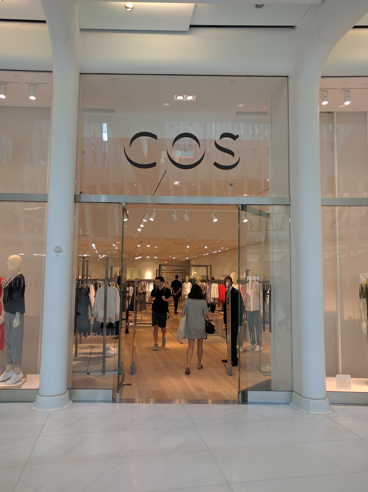 Photo of COS in New York City, New York, United States - 2 Picture of Point of interest, Establishment, Store, Clothing store