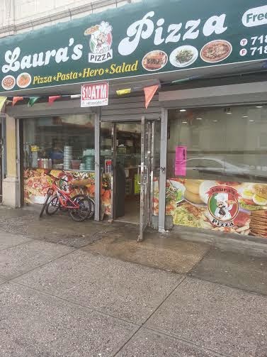 Photo of Laura's Pizza in Bronx City, New York, United States - 2 Picture of Restaurant, Food, Point of interest, Establishment, Meal takeaway, Meal delivery
